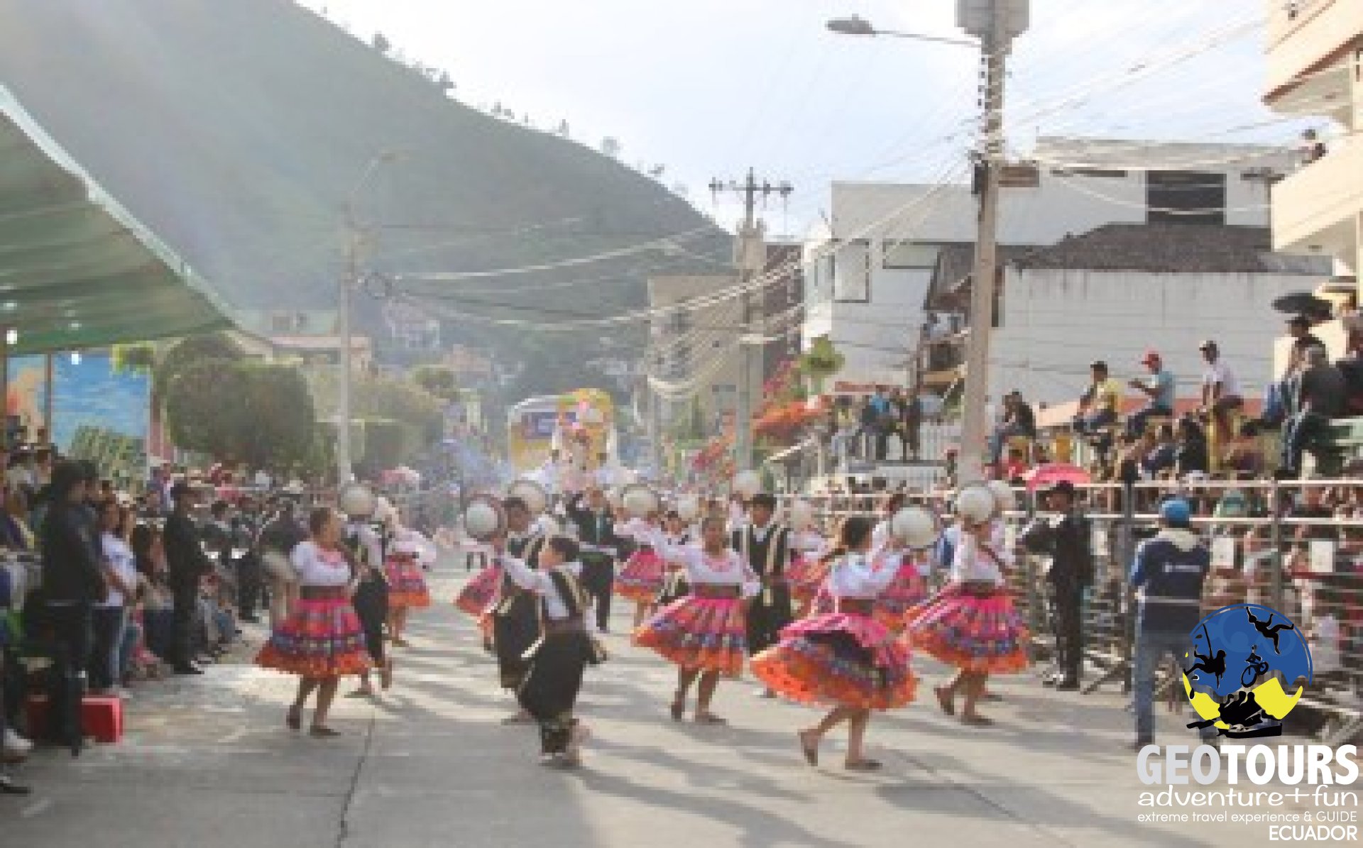  Foto Carnival so popular in Baños de Agua Santa