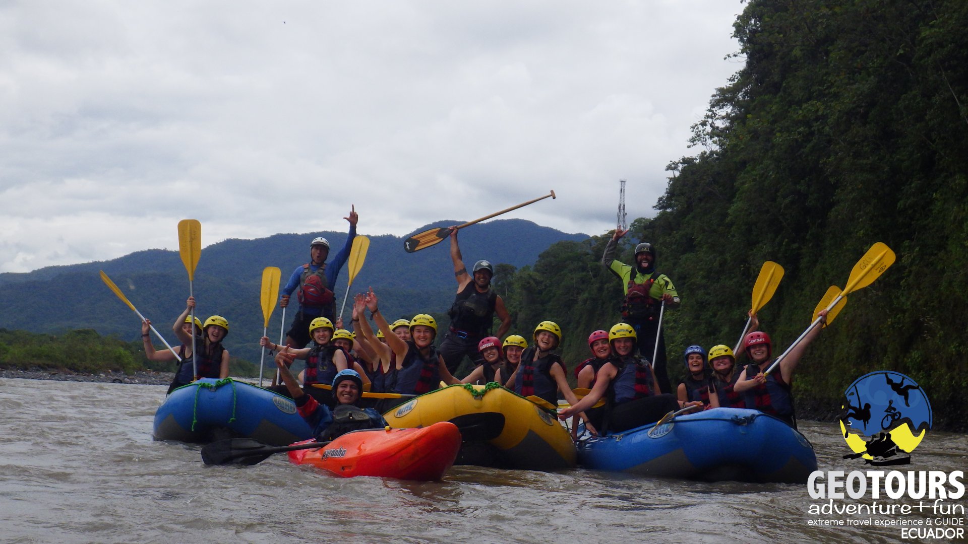 What tours can I do for Christmas in Baños de Agua Santa?